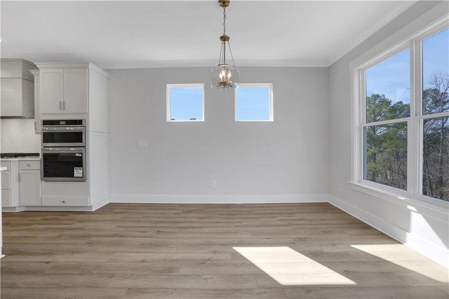 Spacious, unfurnished interior of a new home in Cambridge, Flowery Branch (Image 50). Spacious, unfurnished interior of a new home in Cambridge, Flowery Branch (Image 50).