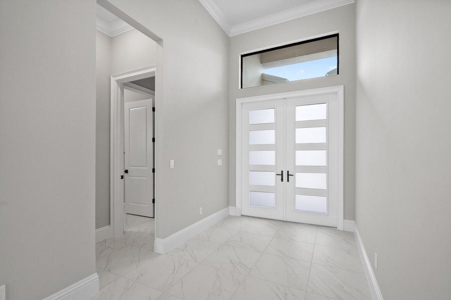 Foyer | 107 SE Via Verona | Stella