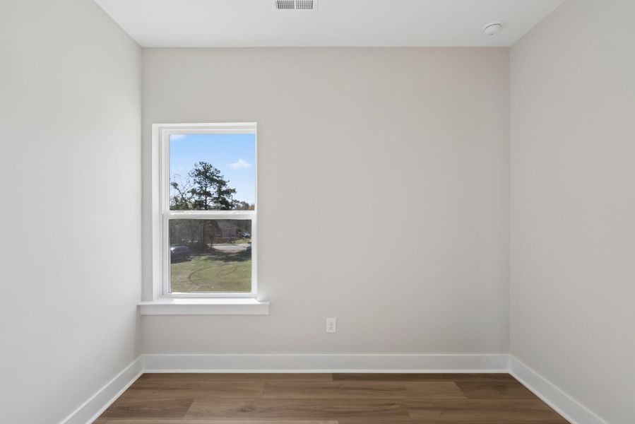 Spacious, unfurnished interior of a new home in Discover - Select, North Charleston (Image 12).