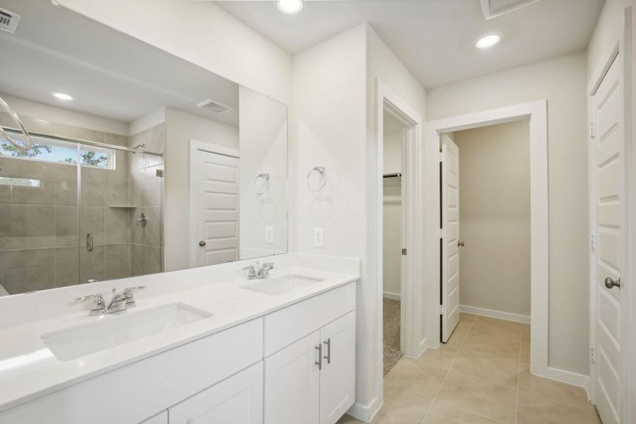 Photo is not of the actual home but is an inspirational photo of builder’s model home and may depict options, furnishings, and/or decorator features that are not included.