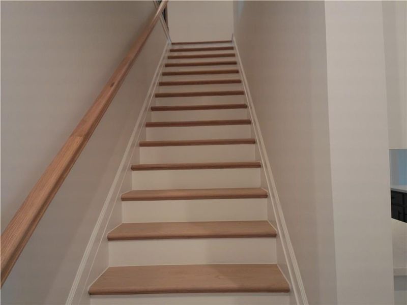 Close-up of interior finishes inside a home in Lake Shore, Winder (Image 17).