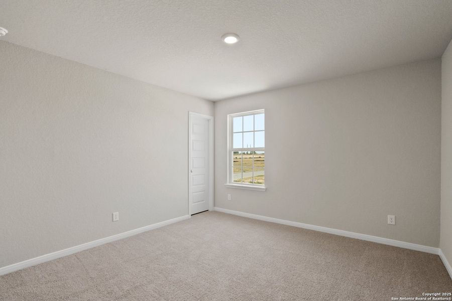 Spacious, unfurnished interior of a new home in Hickory Ridge, Elmendorf (Image 15). Spacious, unfurnished interior of a new home in Hickory Ridge, Elmendorf (Image 15).