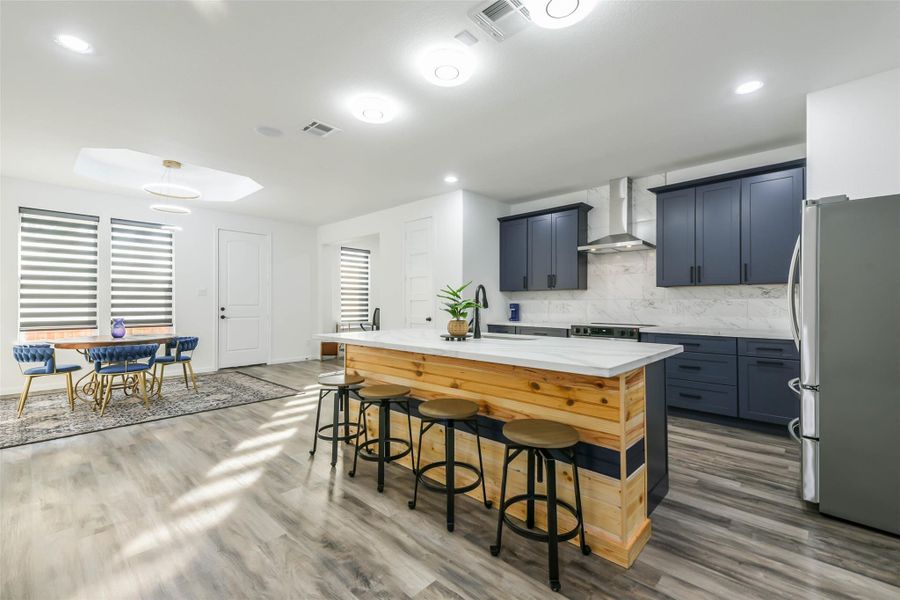Furnished interior view inside a new home in , Baytown (Image 7).