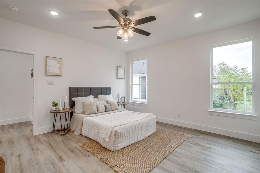 Furnished interior view inside a new home in , Fort Worth (Image 27). Furnished interior view inside a new home in , Fort Worth (Image 27).