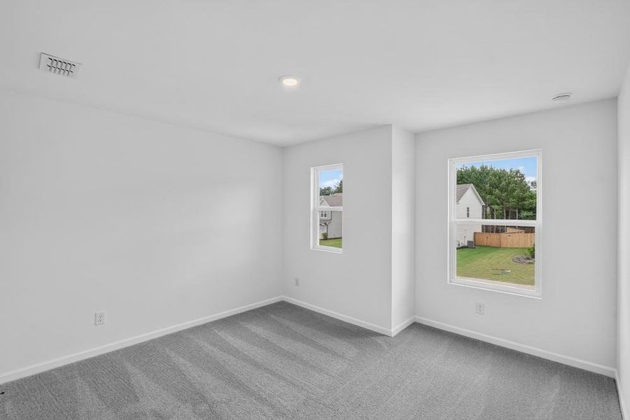 Spacious, unfurnished interior of a new home in Heritage River, Euharlee (Image 15).