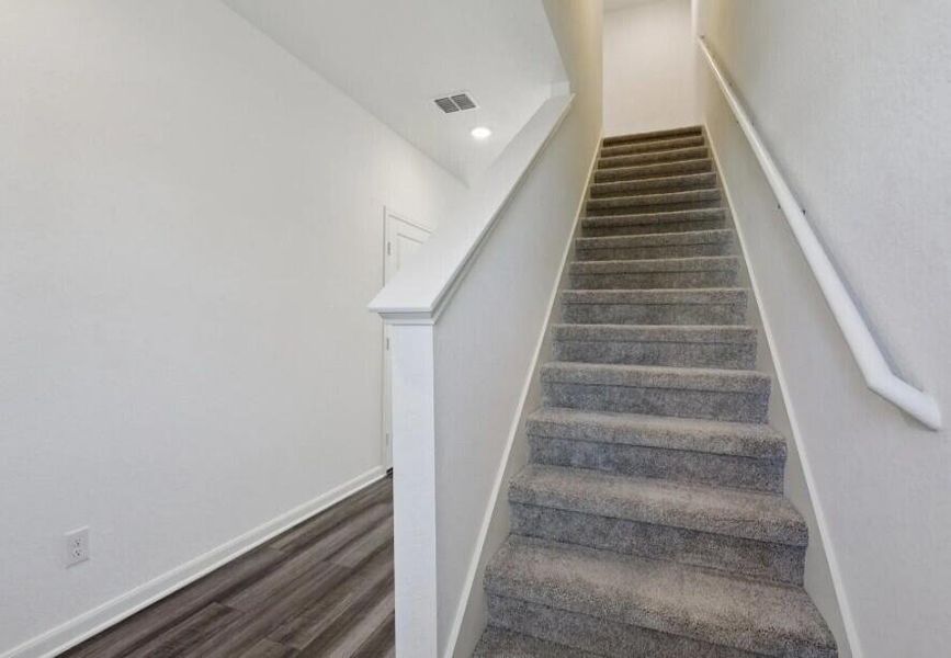 Spacious, unfurnished interior of a new home in Pinckney Place, North Charleston (Image 10).