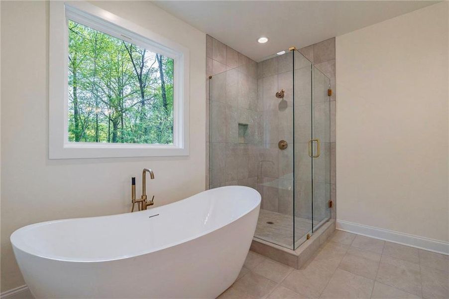 Furnished interior view inside a new home in , Atlanta (Image 10).
