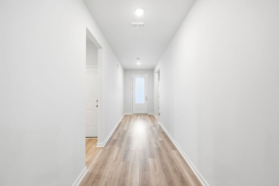 Spacious, unfurnished interior of a new home in Grand Arbor, Blythewood (Image 30). Spacious, unfurnished interior of a new home in Grand Arbor, Blythewood (Image 30).