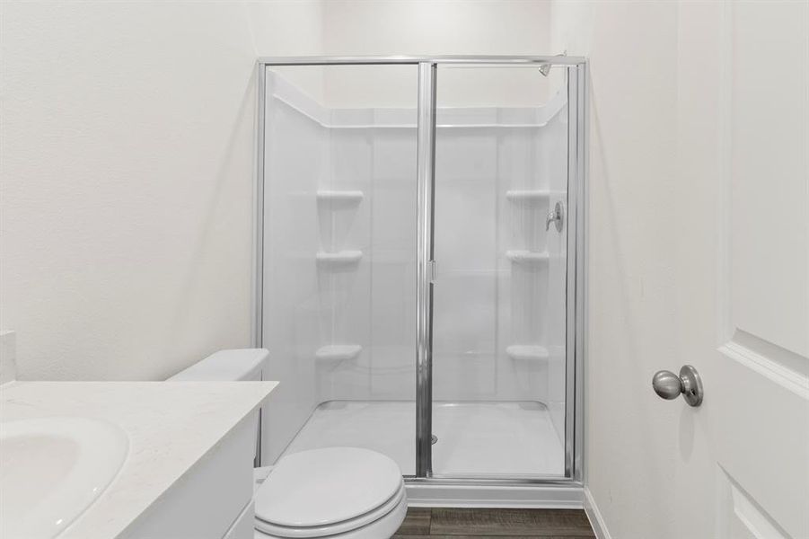 21. 516 Merced - Bath