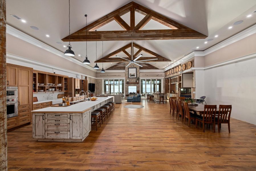 Image 73 of a home in .