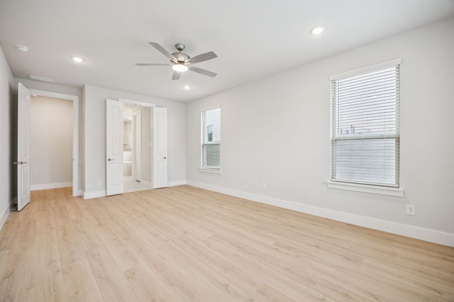 Representative unfurnished interior of a home built from the Majestic by Centre Living Homes in Painted Tree Woodland West, McKinney (Image 21). Representative unfurnished interior of a home built from the Majestic by Centre Living Homes in Painted Tree Woodland West, McKinney (Image 21).