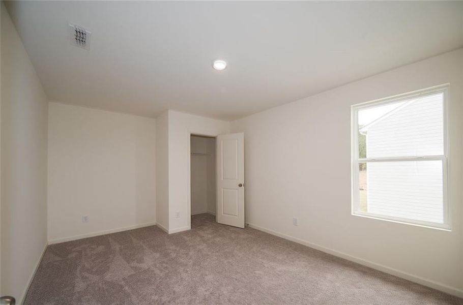 Spacious, unfurnished interior of a new home in Shallow Creek, Hogansville (Image 11). Spacious, unfurnished interior of a new home in Shallow Creek, Hogansville (Image 11).