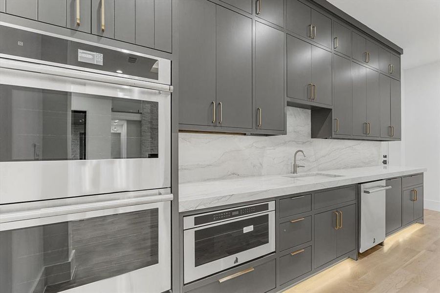 Furnished interior view inside a new home in , Heath (Image 20). Furnished interior view inside a new home in , Heath (Image 20).