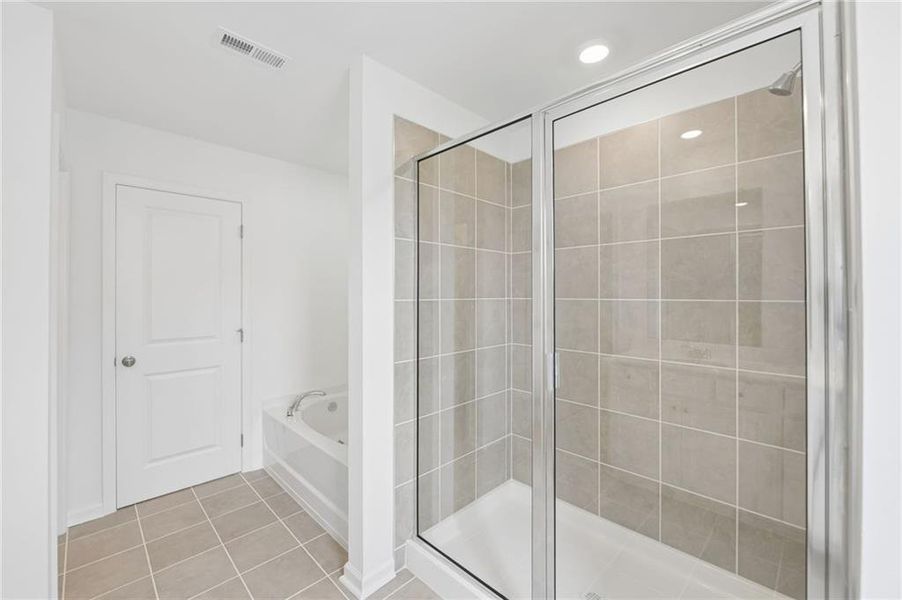 Furnished interior view inside a new home in Windance Lake, Loganville (Image 7).
