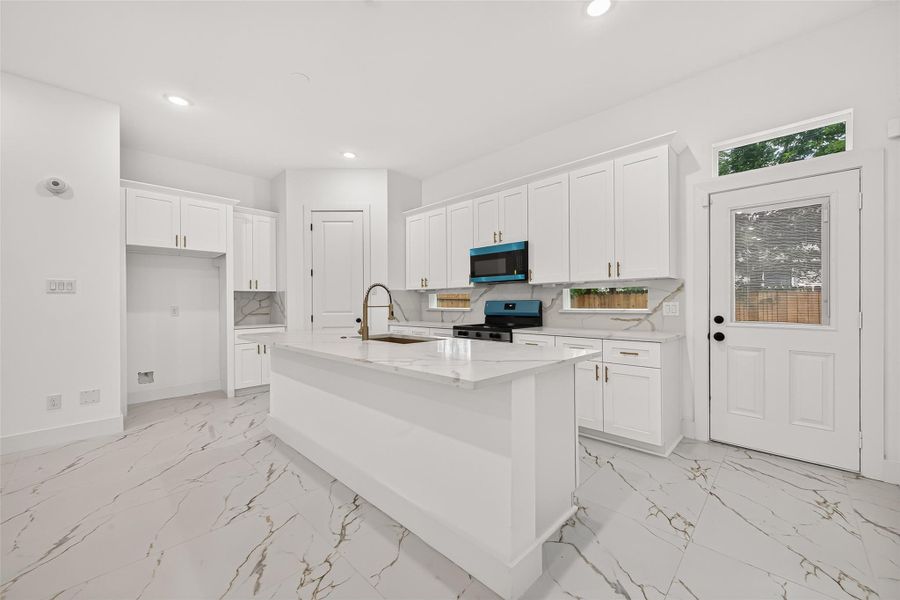 Furnished interior view inside a new home in , Houston (Image 8).
