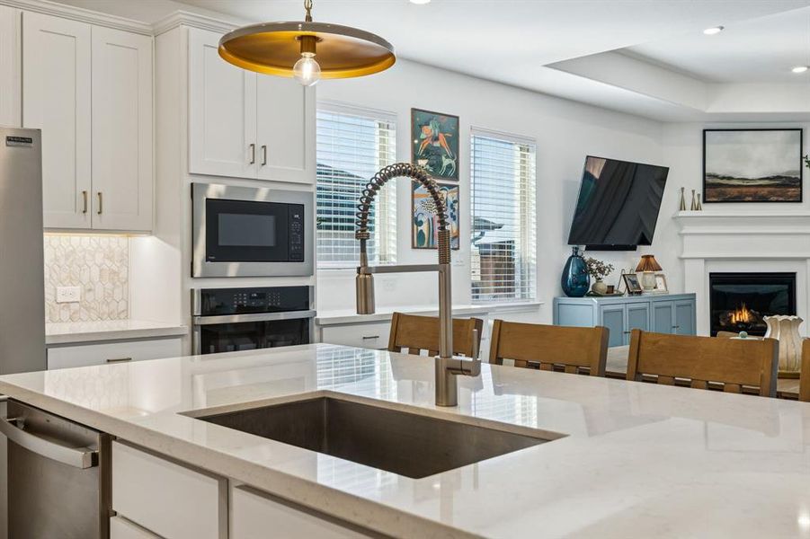 Furnished interior view inside a new home in Stoneridge, Melissa (Image 7).