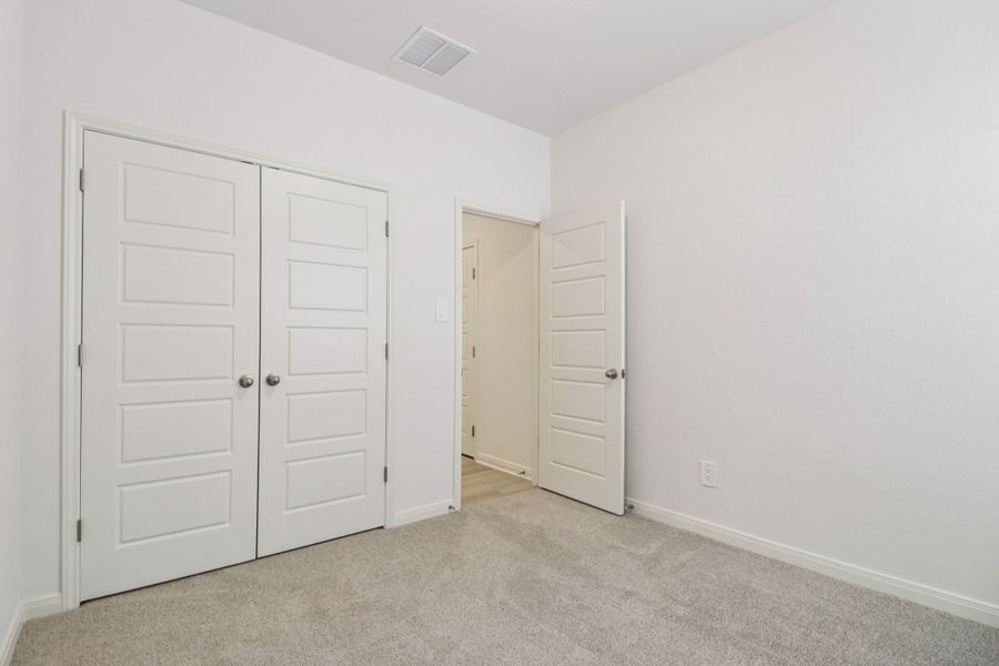 Spacious, unfurnished interior of a new home in Stetson Ridge, Marion (Image 19).