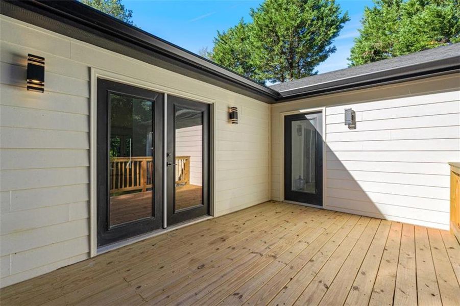 Exterior details and patio area of a home in , Atlanta (Image 3).