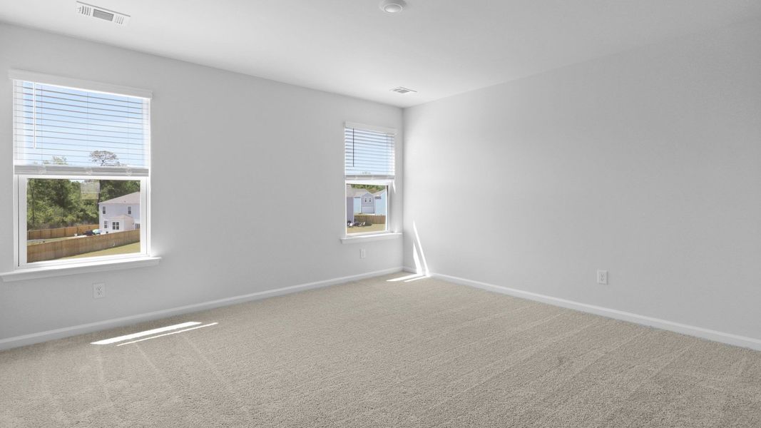 Representative unfurnished interior of a home built from the SALEM by D.R. Horton in Lakeview at Kitfield, Moncks Corner (Image 34).
