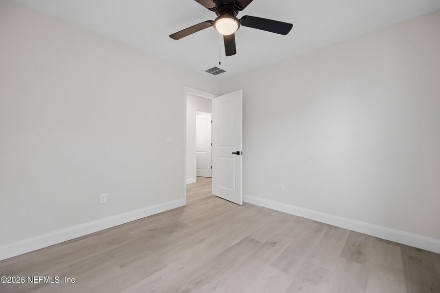 Spacious, unfurnished interior of a new home in , Jacksonville (Image 22).