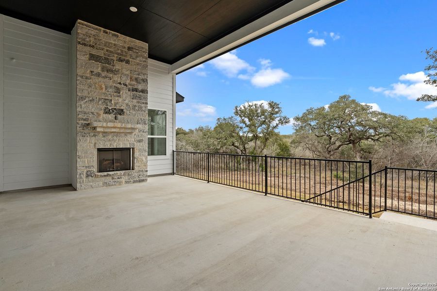 Image 20 of a home in Potranco Oaks. Image 20 of a home in Potranco Oaks.