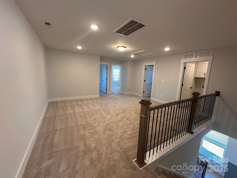 Image 17 of a home in .