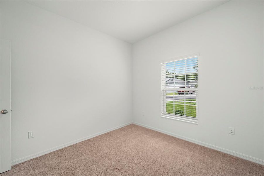 Spacious, unfurnished interior of a new home in Tula Parc, Astatula (Image 18).