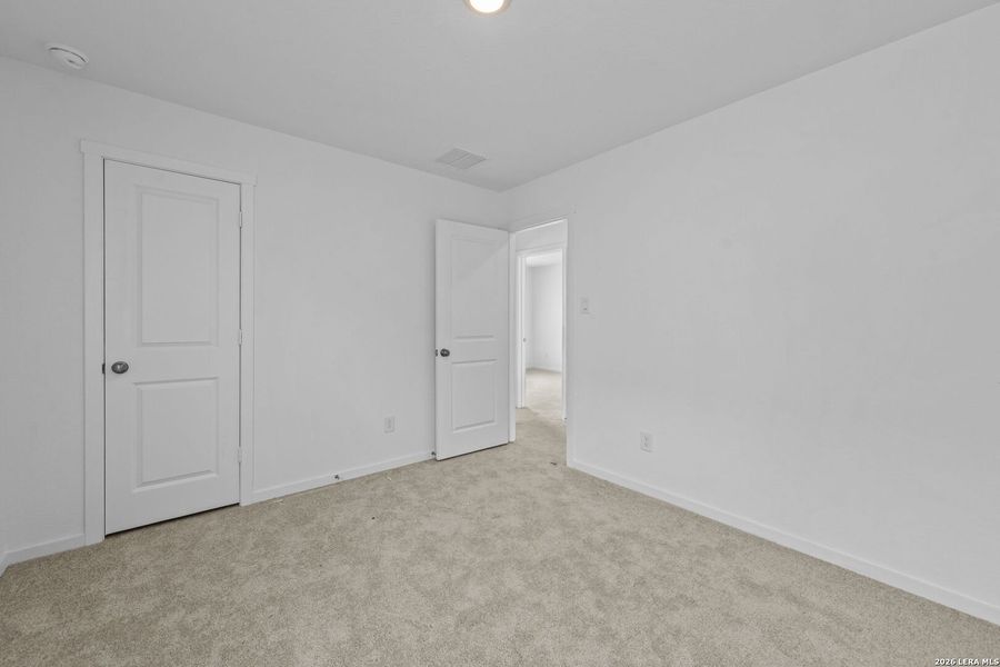 Spacious, unfurnished interior of a new home in Spring Grove, St. Hedwig (Image 12). Spacious, unfurnished interior of a new home in Spring Grove, St. Hedwig (Image 12).