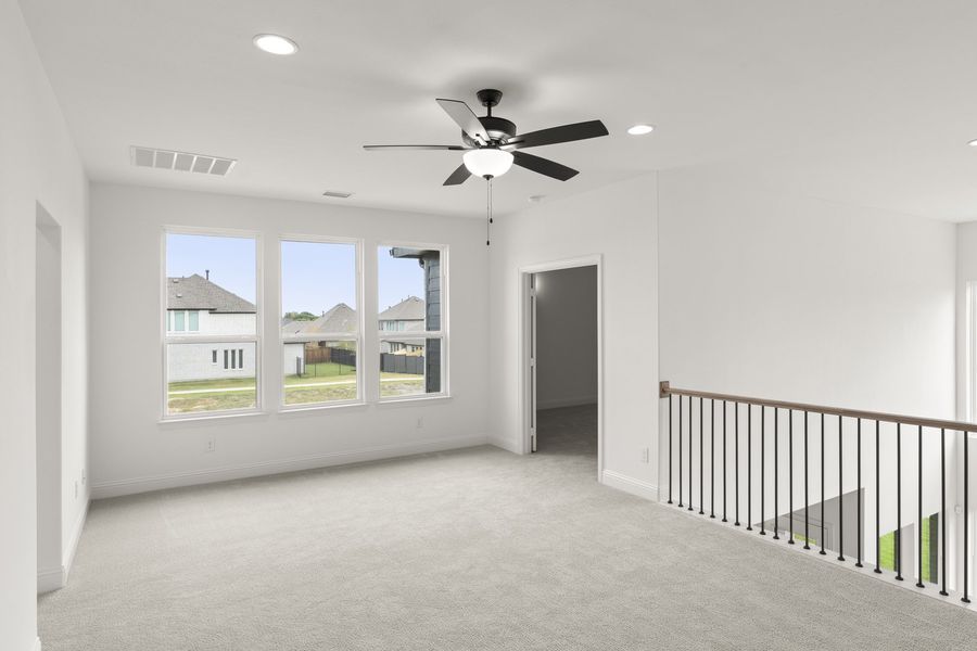 Spacious, unfurnished interior of a new home in Nelson Lake Estates, Rockwall (Image 26).