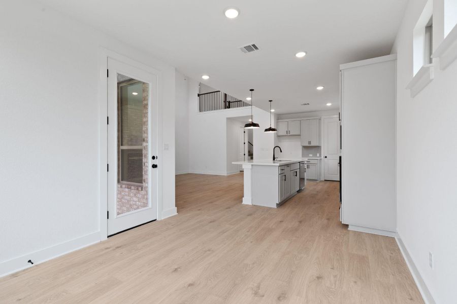 From Casual Dining to Kitchen