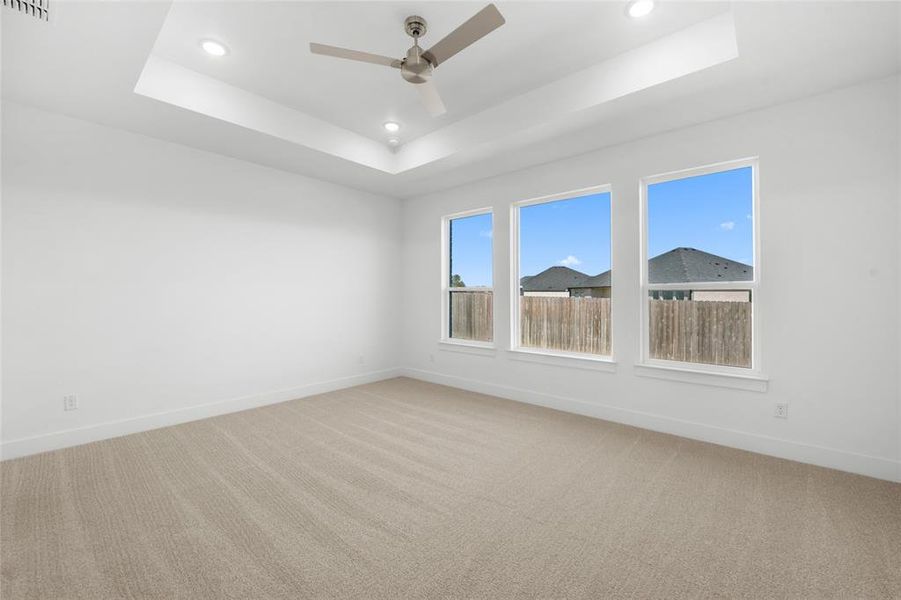 Spacious, unfurnished interior of a new home in Rosenthal Estates, Lorena (Image 17).