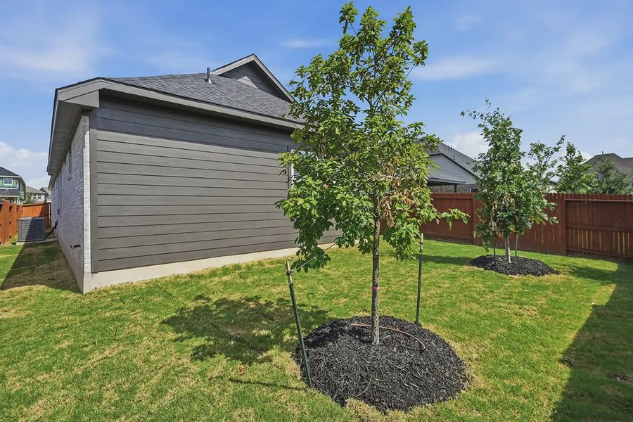 Exterior details and patio area of a home in Stillwater Ranch, San Antonio (Image 24).