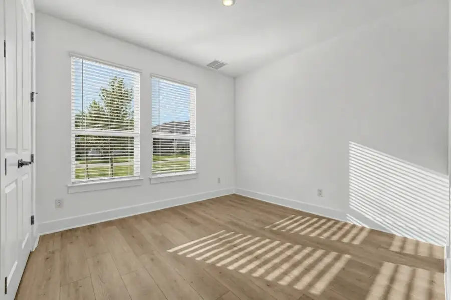 Spacious, unfurnished interior of a new home in Parkside on the River, Georgetown (Image 17). Spacious, unfurnished interior of a new home in Parkside on the River, Georgetown (Image 17).
