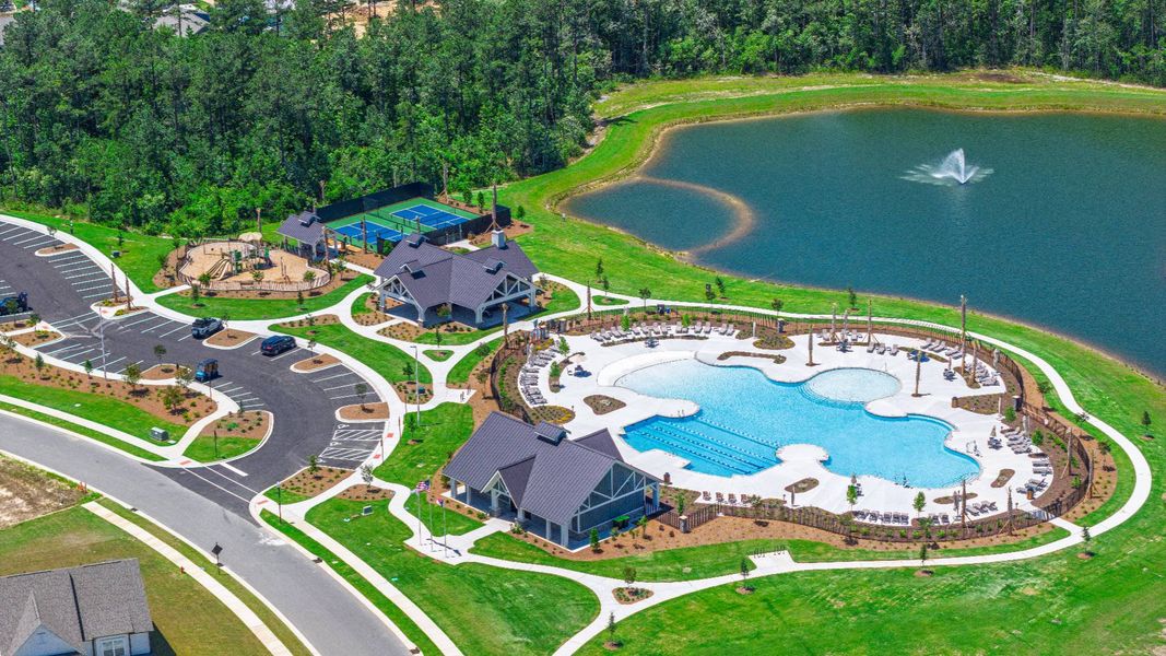 Community amenities in The Palms at Indigo Preserve Townhomes, Leland (Image 29).