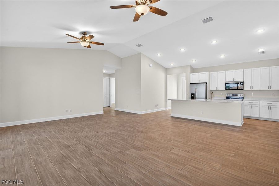 Spacious, unfurnished interior of a new home in Cape Coral, Cape Coral (Image 17). Spacious, unfurnished interior of a new home in Cape Coral, Cape Coral (Image 17).
