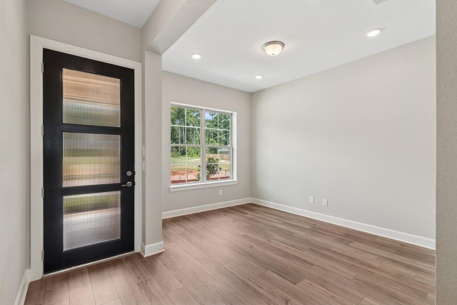 Spacious, unfurnished interior of a new home in ARTAVIA 45' Homesites, Conroe (Image 21).