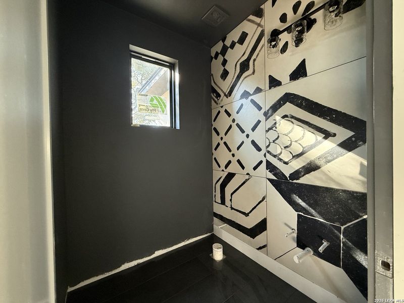 Spacious, unfurnished interior of a new home in , Spring Branch (Image 3).