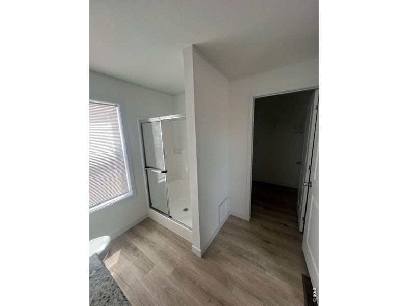 Spacious, unfurnished interior of a new home in , Nunn (Image 10).