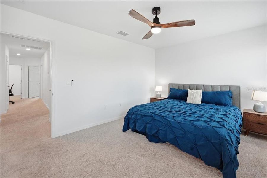 Furnished interior view inside a new home in , Sarasota (Image 9).
