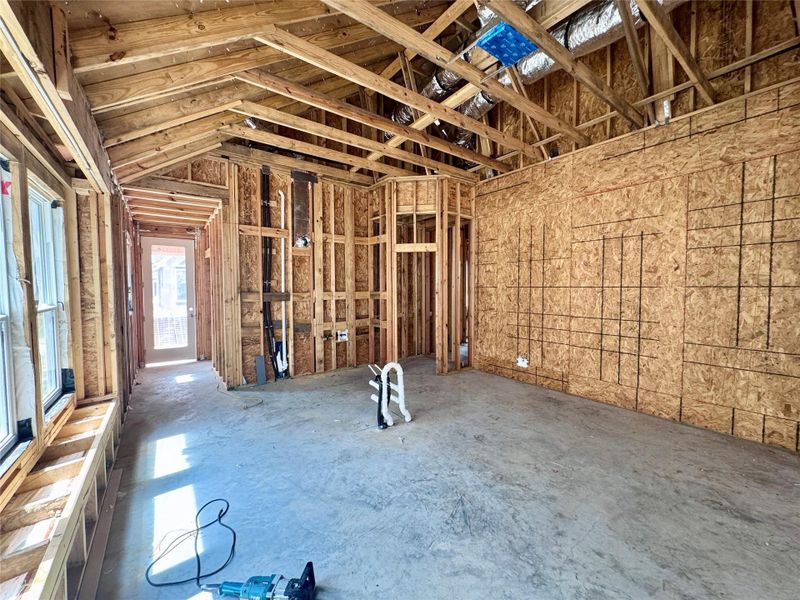 Imagine a wall of cabinets on your right for all the storage!