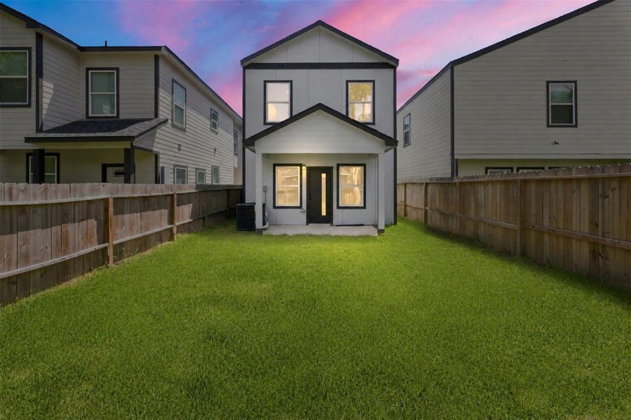Exterior details and patio area of a home in , Houston (Image 4).
