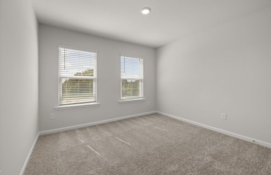 Spacious, unfurnished interior of a new home in Prestwick, Apex (Image 14).