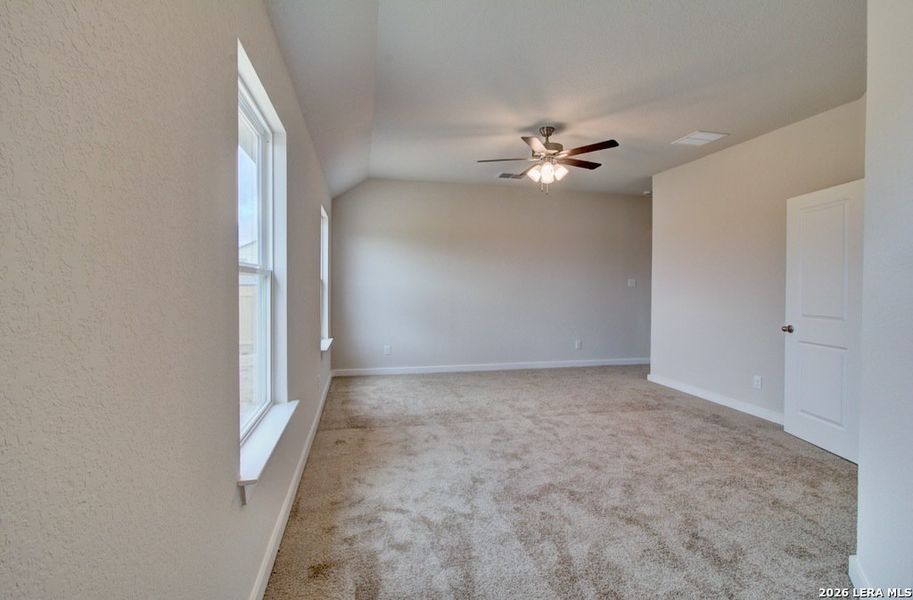 Spacious, unfurnished interior of a new home in Prairie Green, Converse (Image 18).