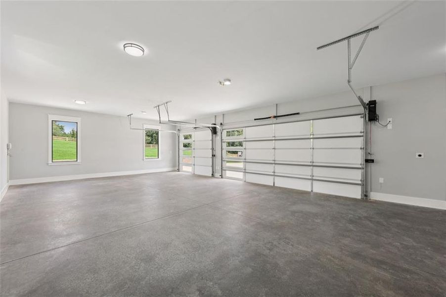 Spacious, unfurnished interior of a new home in , Braselton (Image 116). Spacious, unfurnished interior of a new home in , Braselton (Image 116).