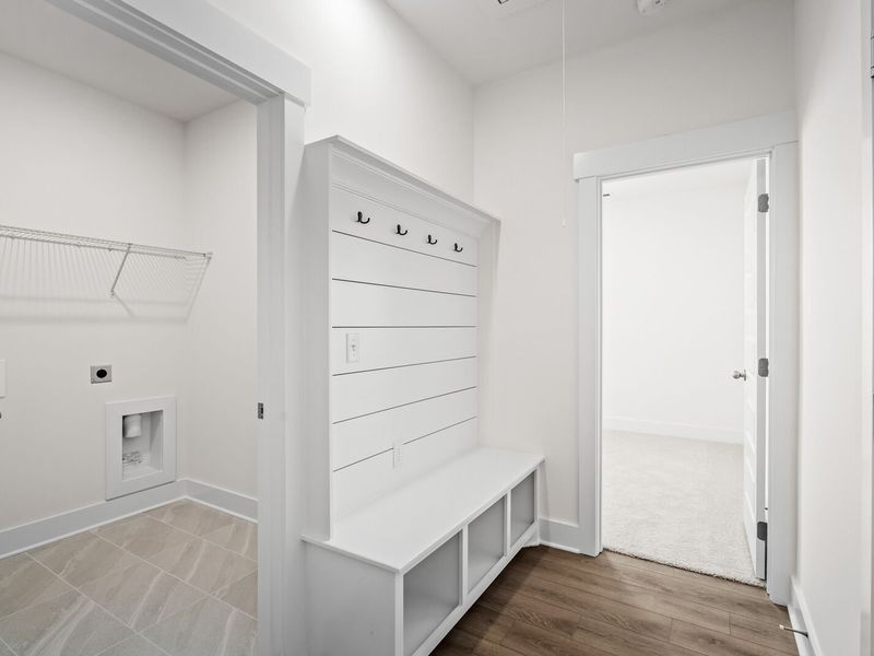 Spacious, unfurnished interior of a new home in Woods Crossing, Gallatin (Image 38).
