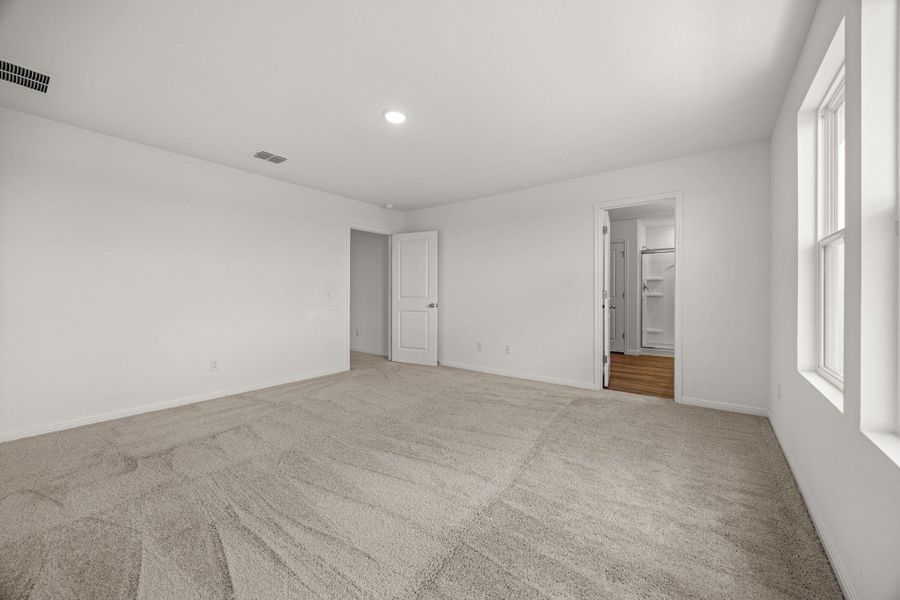 Spacious, unfurnished interior of a new home in Cottonwood Farms, Hutto (Image 19).