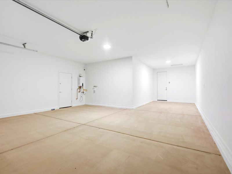 Spacious, unfurnished interior of a new home in White Tank Foothills Signature Series, Waddell (Image 23).