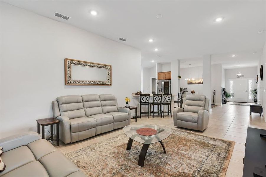 Furnished interior view inside a new home in Citrus Landing, Davenport (Image 13).