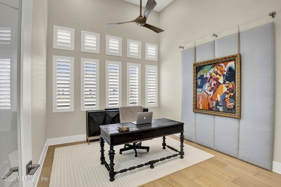 Furnished interior view inside a new home in Nocatee, Ponte Vedra (Image 6). Furnished interior view inside a new home in Nocatee, Ponte Vedra (Image 6).