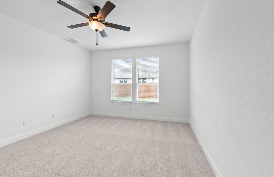 Spacious, unfurnished interior of a new home in Lagos, Manor (Image 41).